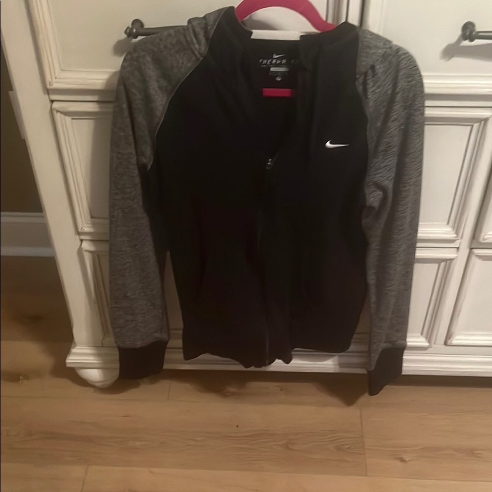 Women’s Nike Black and Gray Full-Zip Jacket